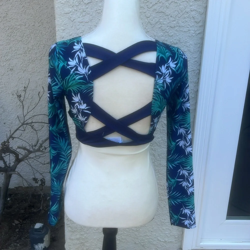 Cupshe Kaya Blue Tropical Crisscross Back Long Sleeve Bikini Women's Size NWT